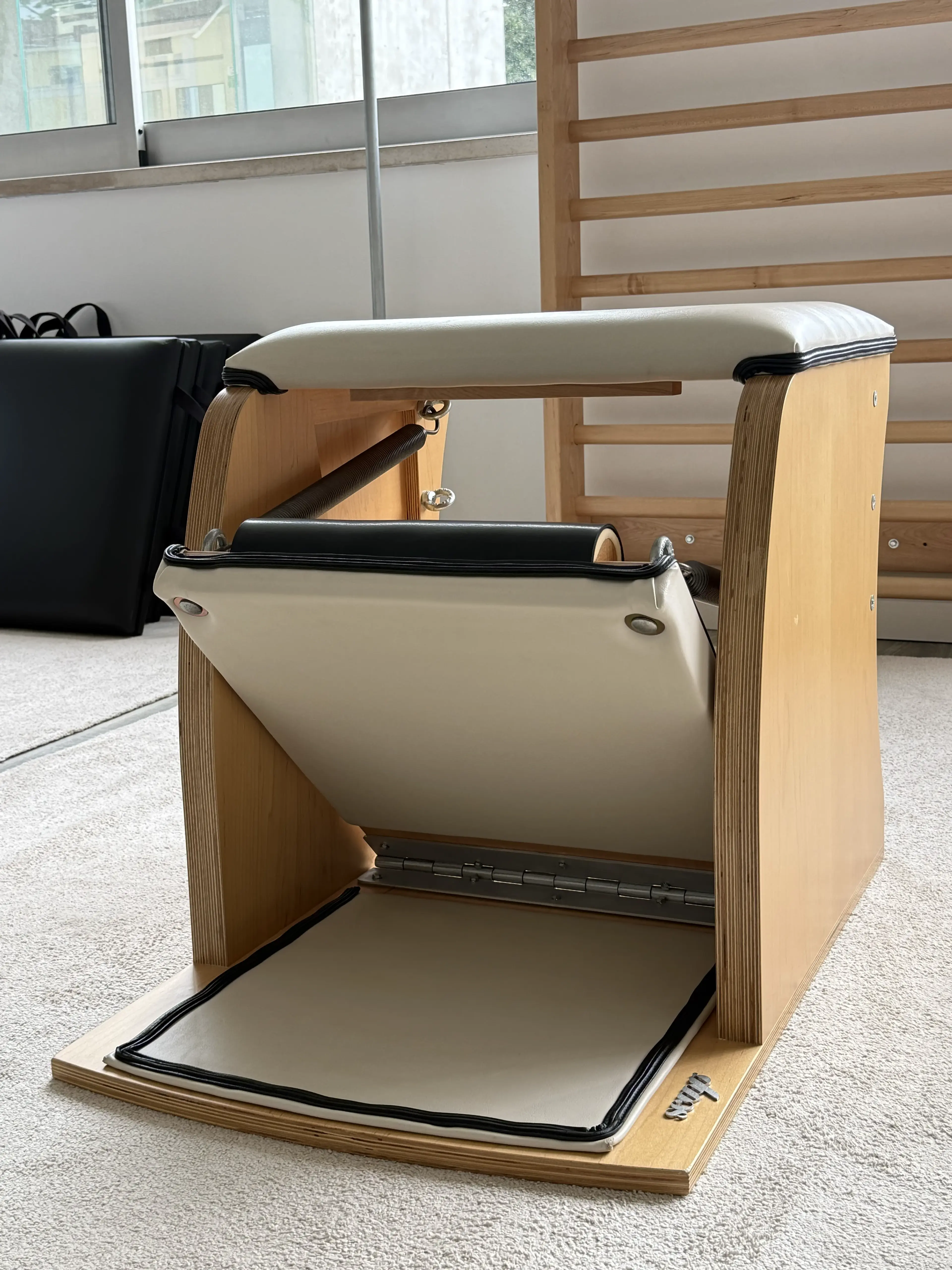 Wunda Chair